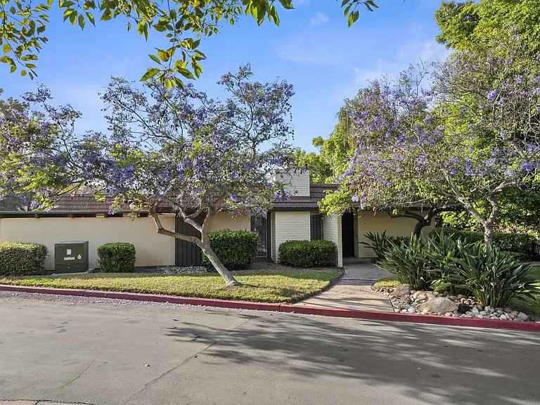 4224 Collwood Ln — Photo 8