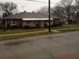 519 W Glen Flora Ave, Waukegan, IL 60085