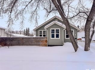 2010 10th St, Rosthern, SK S0K3R0