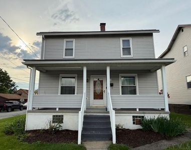 201 7th St, Windber, PA, 15963