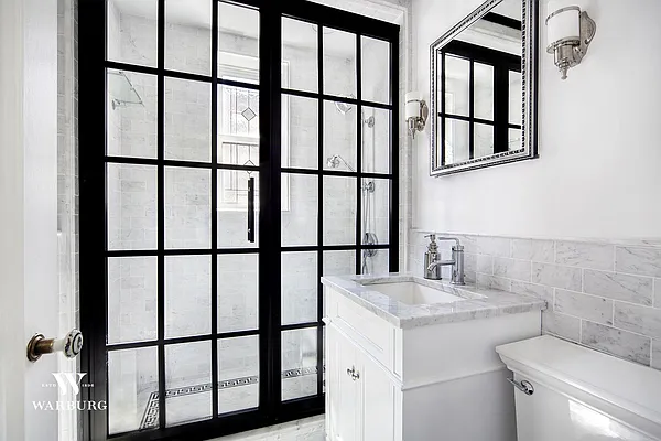 Sold by Warburg | media 18