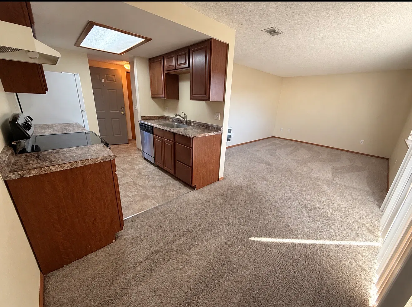 5607 76th St W — Photo 3