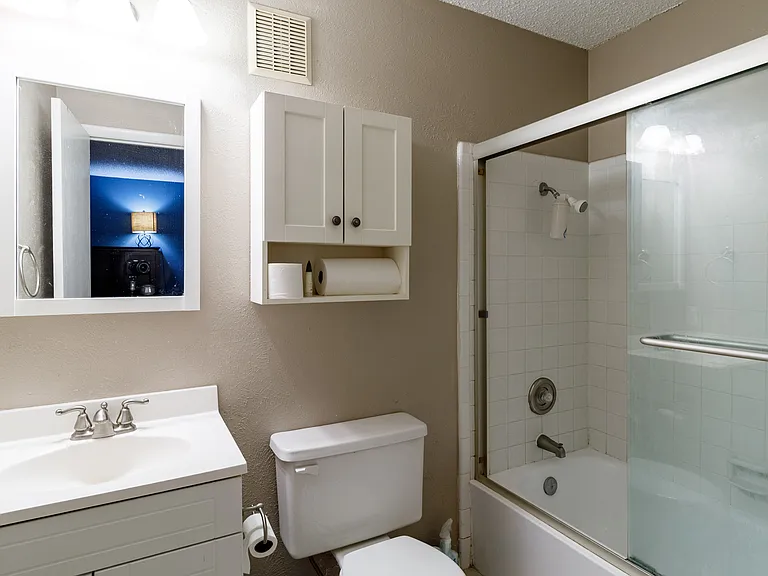2614 Saint George Dr — Photo 23