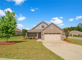 1010 Oden Ct, Opelika, AL 36801