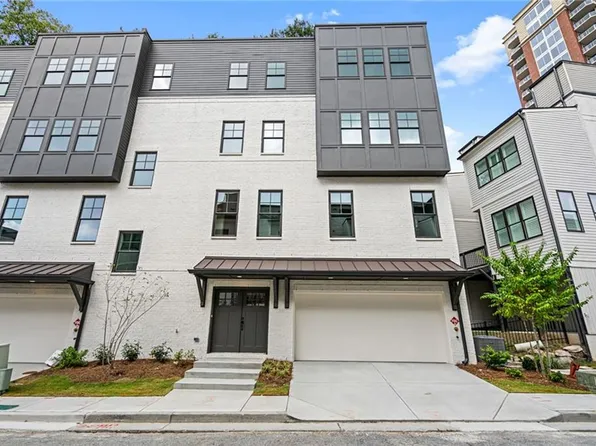 1818 Huntington Hills Ln NW, Atlanta, GA 30309