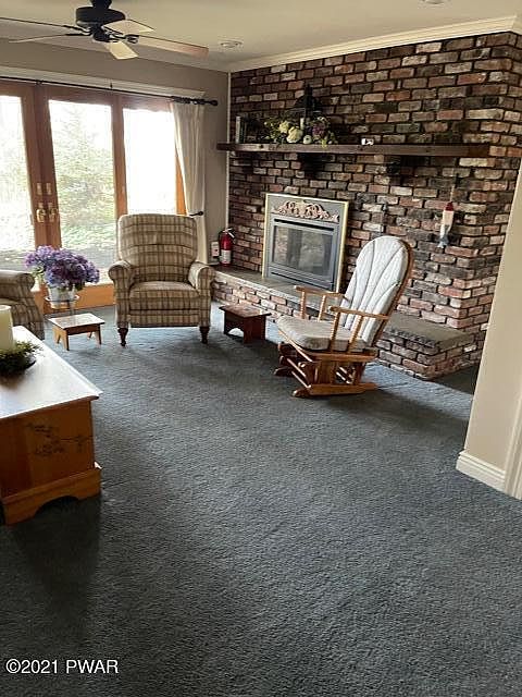 2nd image of 36 Pocono Ct