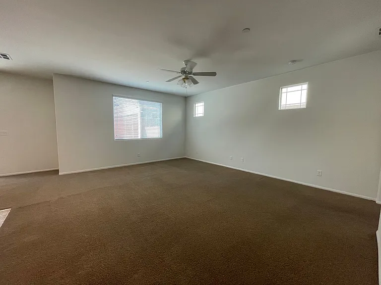 6124 Castle Gardens Ave — Photo 7