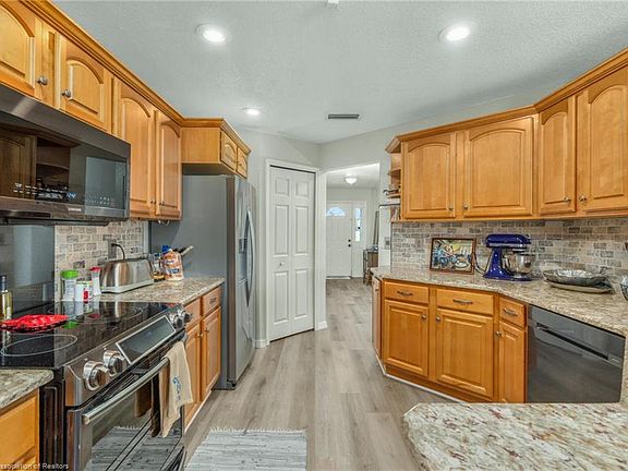 5th image of 8273 & 8275 Cozumel Ln