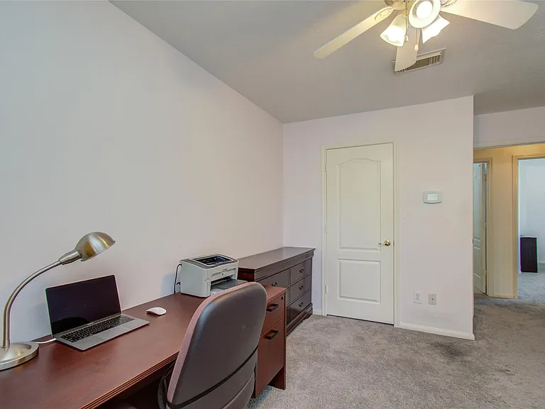 20211 Black Canyon Dr — Photo 27