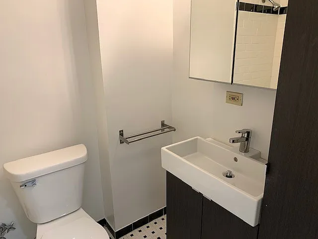 20 E. Scott Street — Photo 14