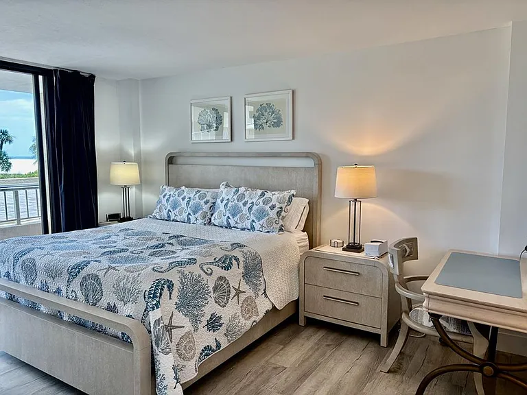 380 Seaview Ct #207 — Photo 10
