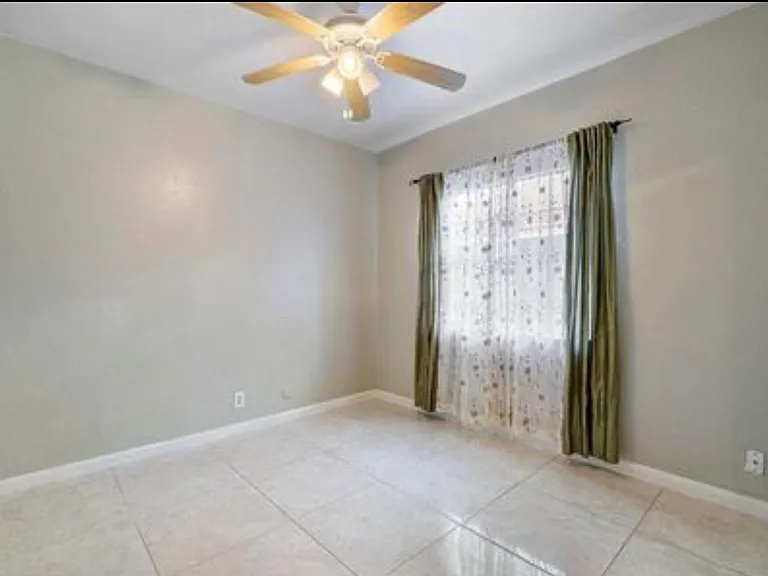 620 NW 6th Ave — Photo 28