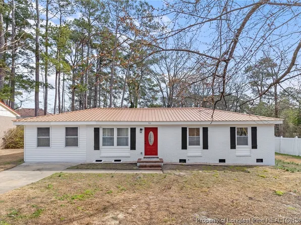 711 Ashbrook Rd, Fayetteville, NC 28314