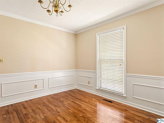 5th image of 179 Plainview Dr