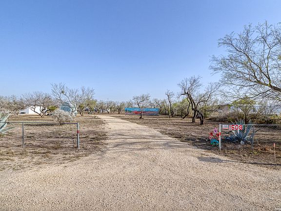 4th image of 1509 Westward Trail