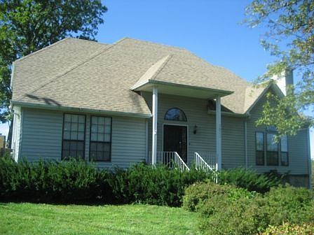 2nd image of 3233 E Lake Dr