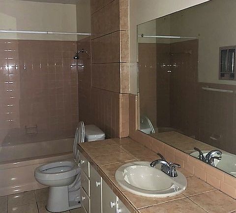 5th image of 3571 Sykes Park Dr