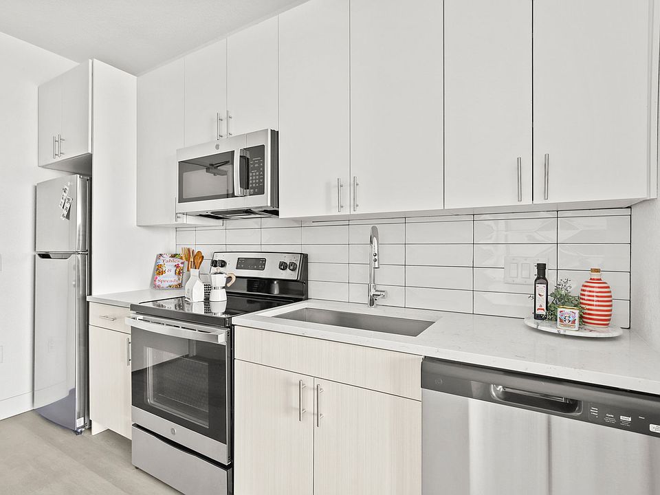 Stanley House Apartment Rentals Aurora, CO Zillow