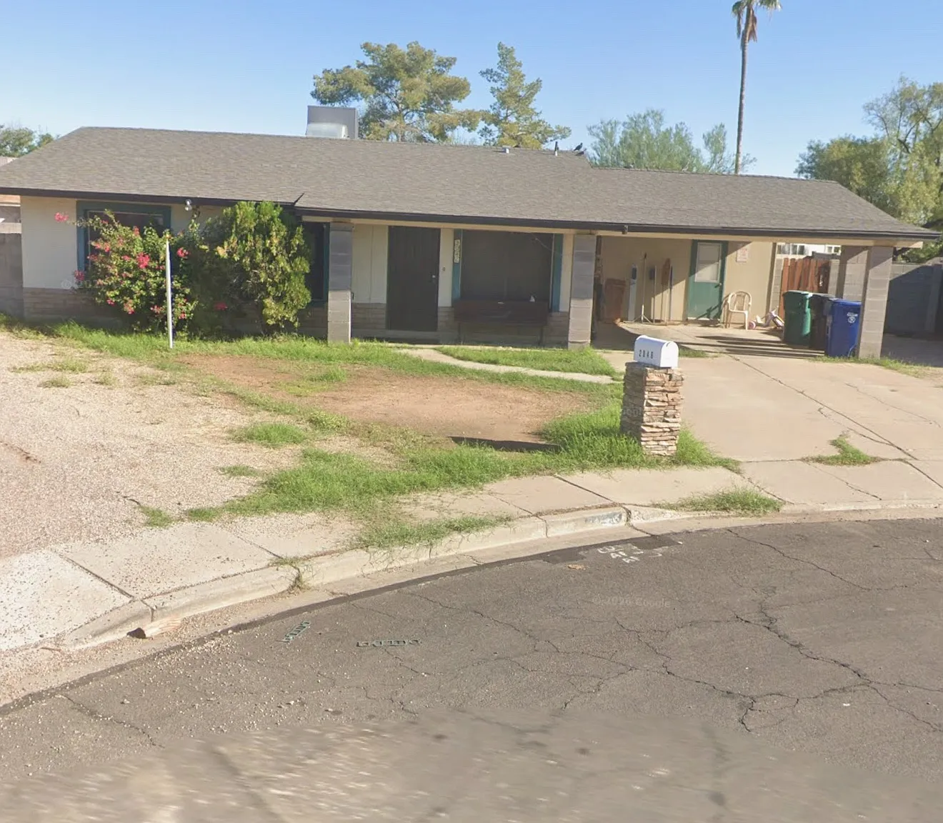 3 bed, 1080 sqft, $2,700 — Photo 1