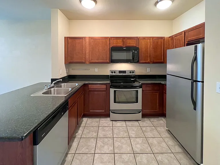2972 SW 35th Pl #84 — Photo 9