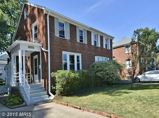 2630 S Uhle St, Arlington, VA 22206