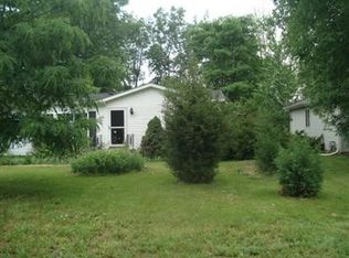 246 E Cermak Rd, Braidwood, IL 60408