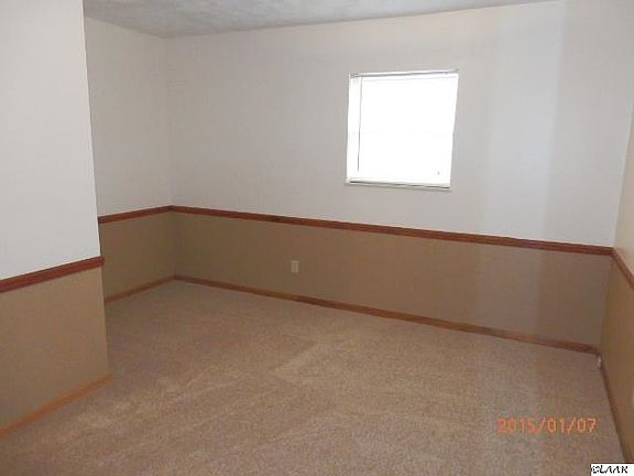 5th image of 1404 Skyline Dr