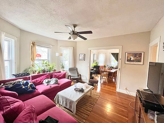 4th image of 78 Chestnut Hill Ave #1