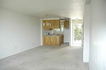 2nd image of 2720 La Crescenta Dr APT 3