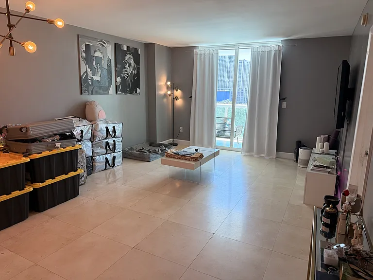 1800 N Bayshore Dr #1408 — Photo 24