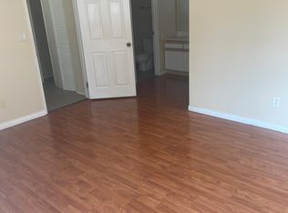 44556 15th St E UNIT 4, Lancaster, CA 93535