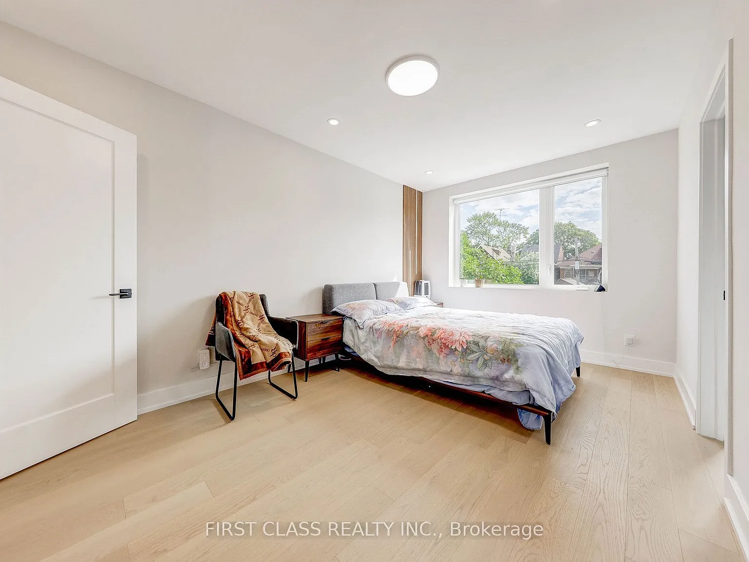 1 bed, $2,650 — Photo 4