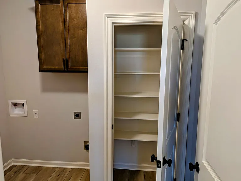 136 Segovia Way — Photo 20
