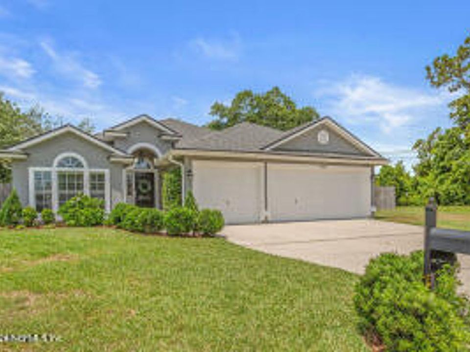 1st image of 13681 Fish Eagle Dr W