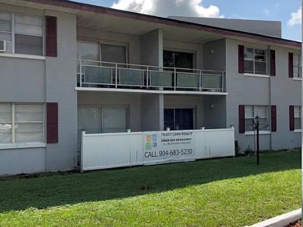 Candlelight Square, 2441 Spring Park Rd, Jacksonville, FL 32207