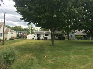 2130 Sand Rd, Port Clinton, OH 43452