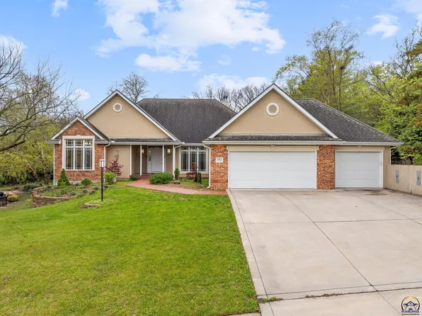 5411 SW 40th Ter, Topeka, KS 66610