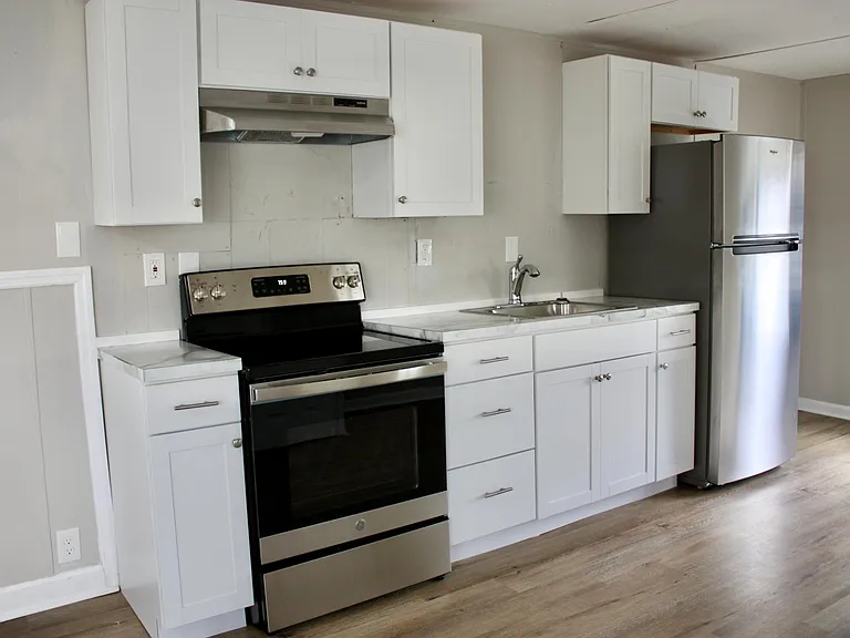 415-16 W Limestone Rd — Photo 3