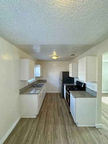 1134 Raymond Ave Photo 1