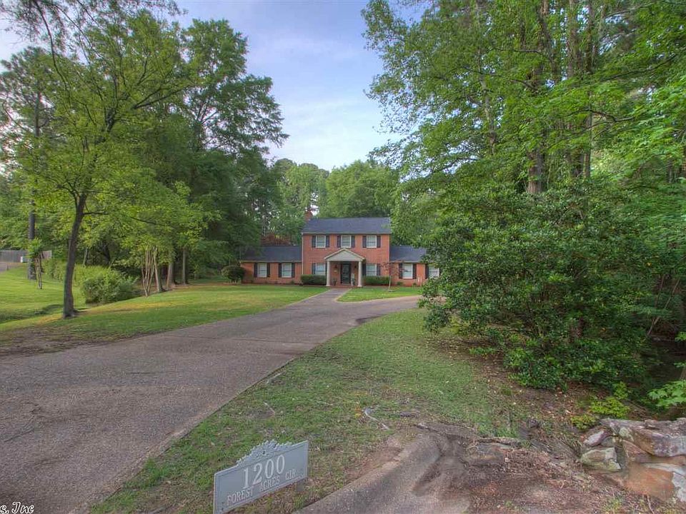1st image of 1200 Forest Acres Cir
