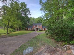 1200 Forest Acres Cir, Texarkana, AR 71854