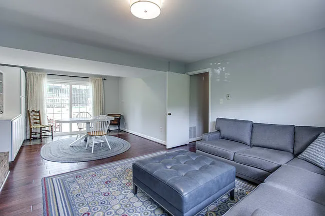 903 Carole Ct SE — Photo 22