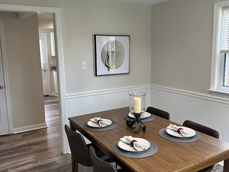 2062 Elmbrook Ln — Photo 20