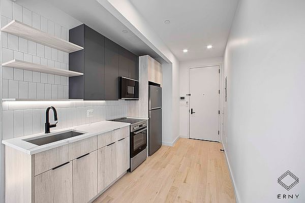 1st image of 308 Linden Blvd #6L