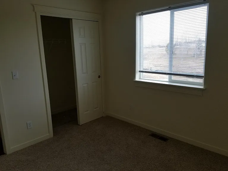104 William Ct — Photo 15