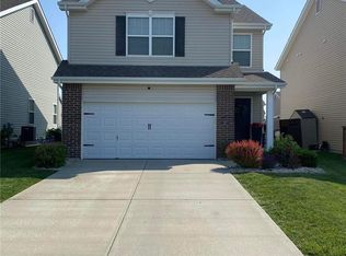 3373 Charlestowne Crossing Dr, Saint Charles, MO 63301