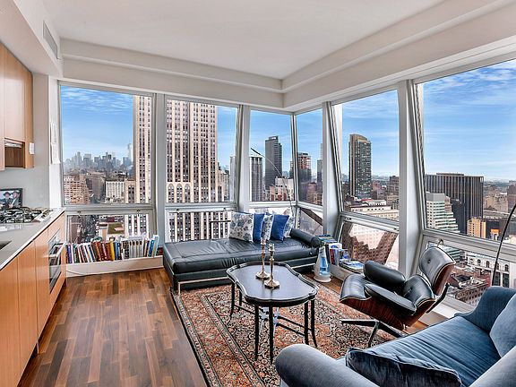 3rd image of 400 5th Ave APT 40H