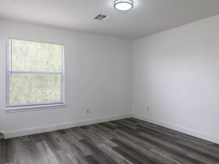 3429 Township Grove Ln — Photo 11