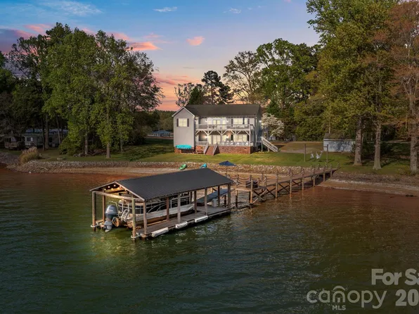 8927 Holdsclaw Rd, Terrell, NC 28682