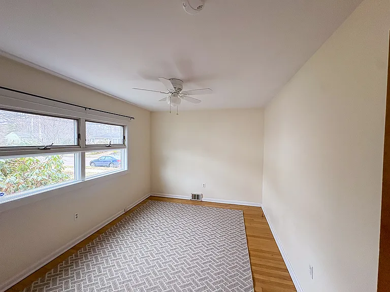 38 Marshall Dr — Photo 29
